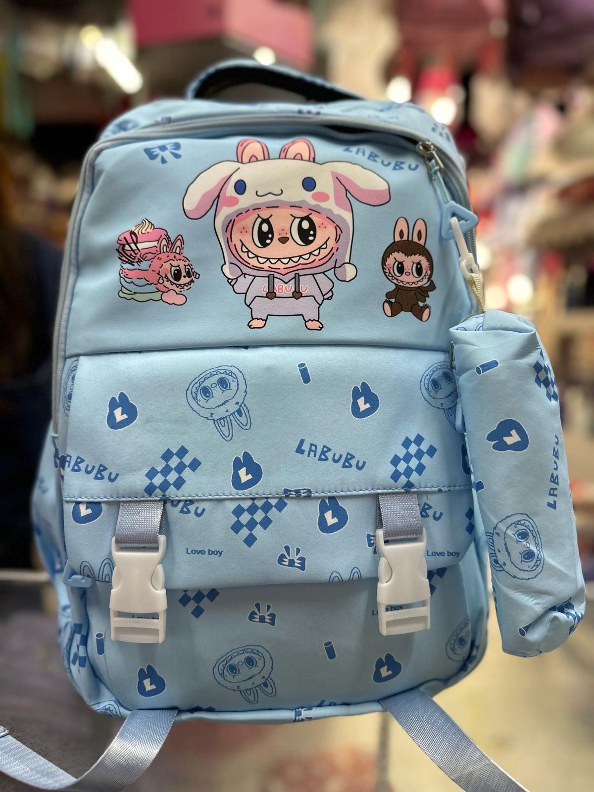 Mochila labubu broches