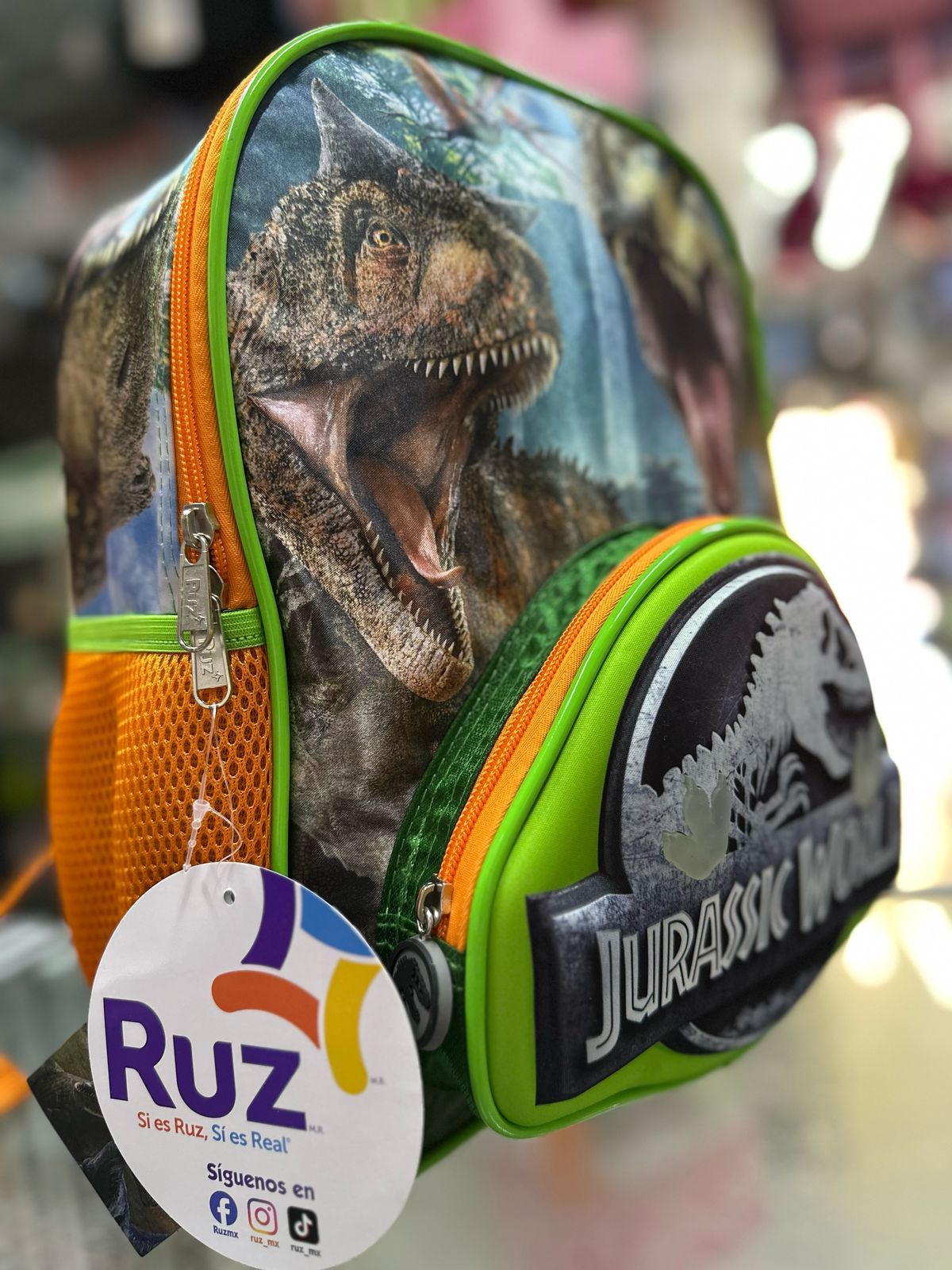 Combo kinder Jurassic world Ruz