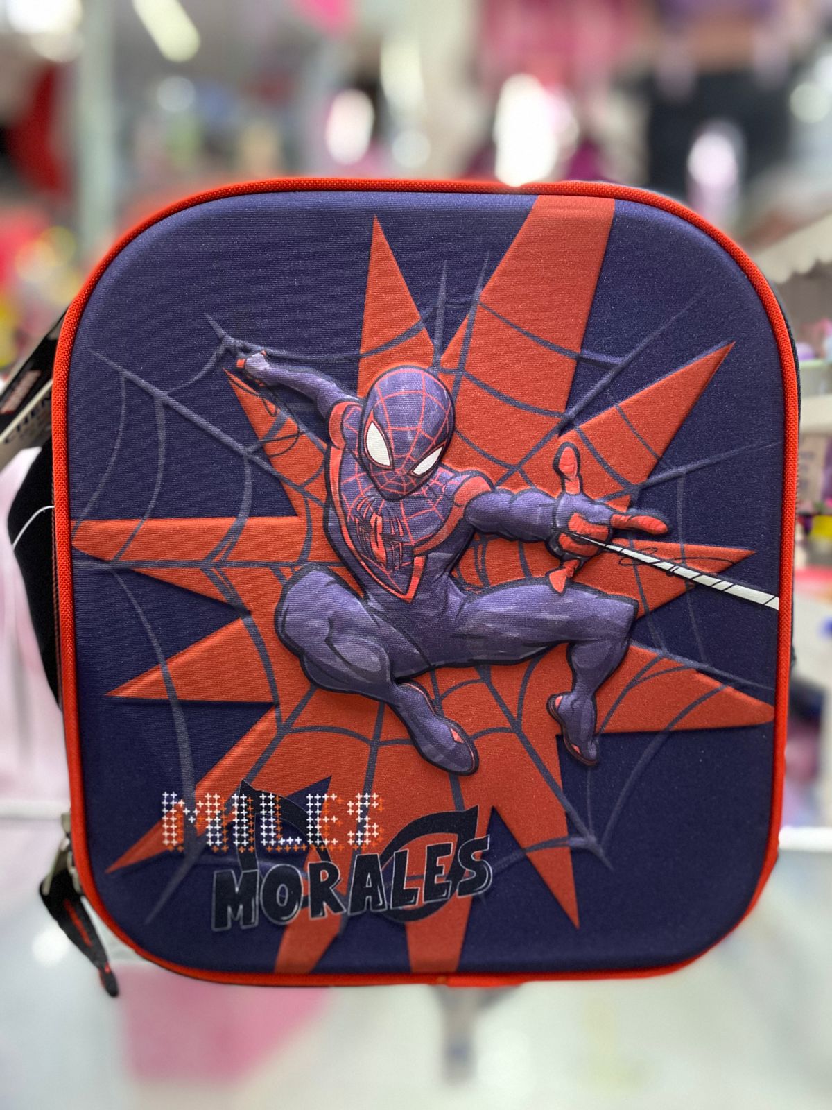 Combo carro kinder Miles Morales estrella chenson