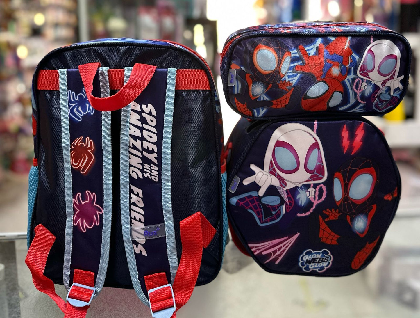 Combo kinder spidey amazing Friends Ruz