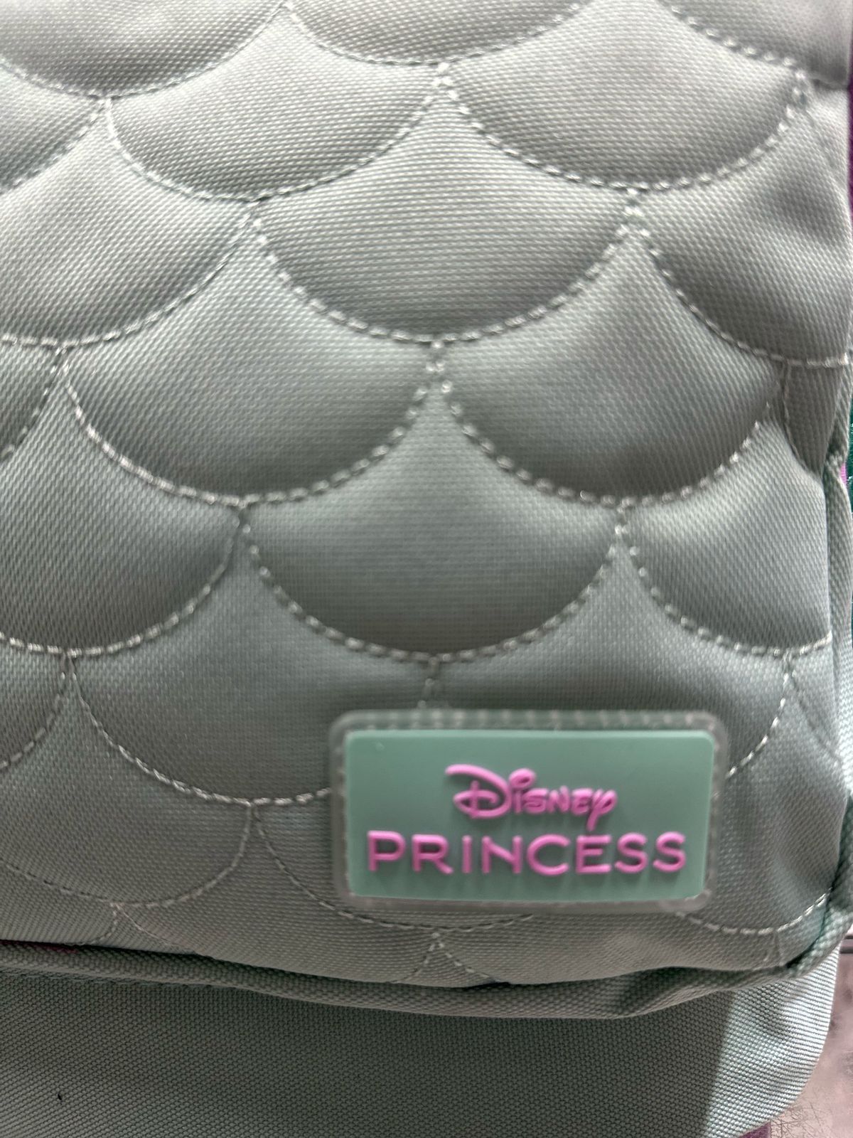 Mochila primaria ariel escamas Chenson