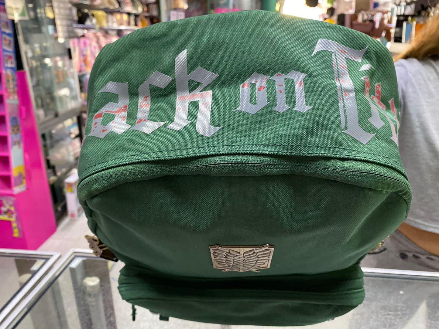 MOCHILA JUVENIL ATTACK ON TITAN CHENSON