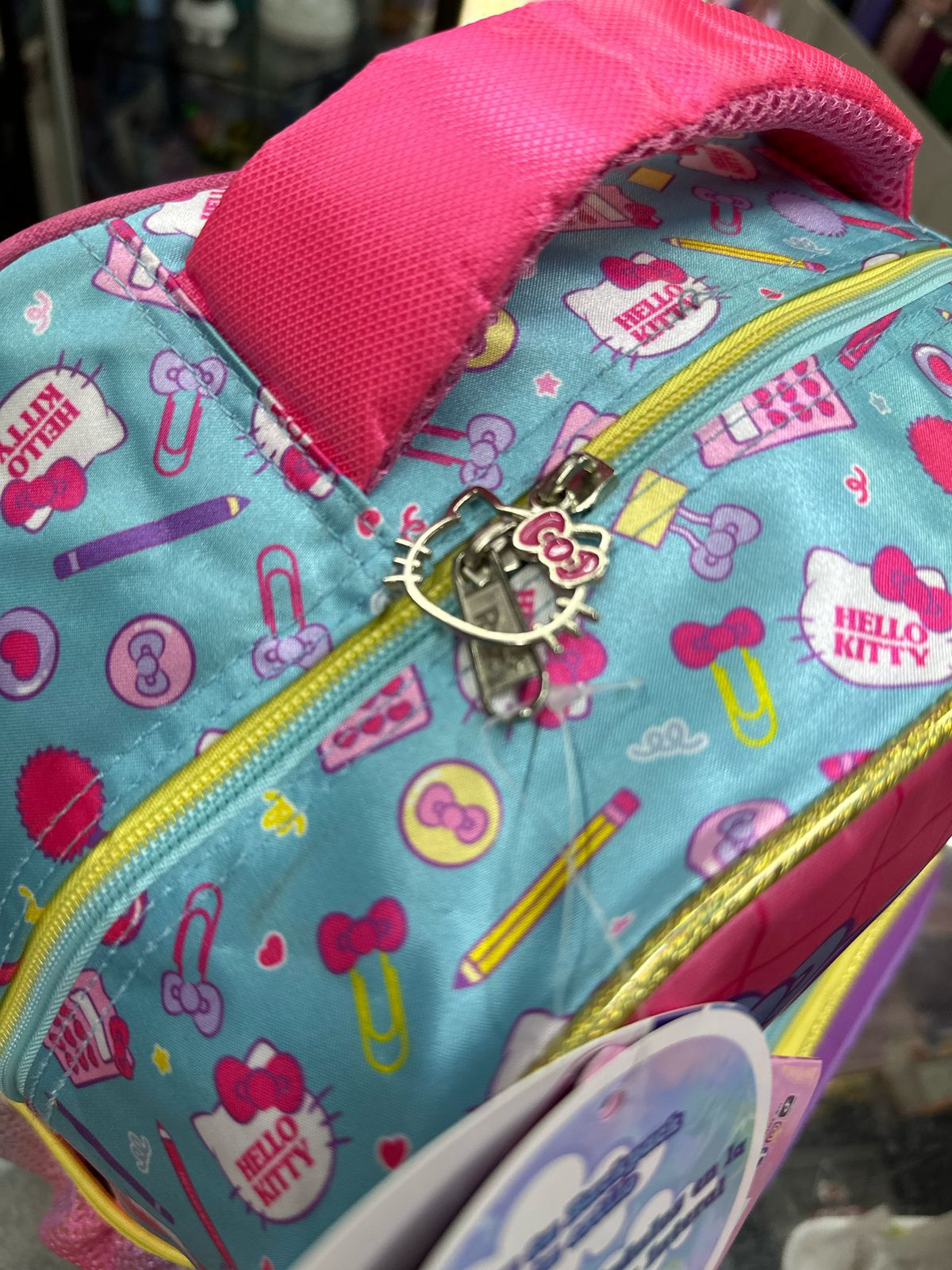 Combo primaria Kitty charms Ruz