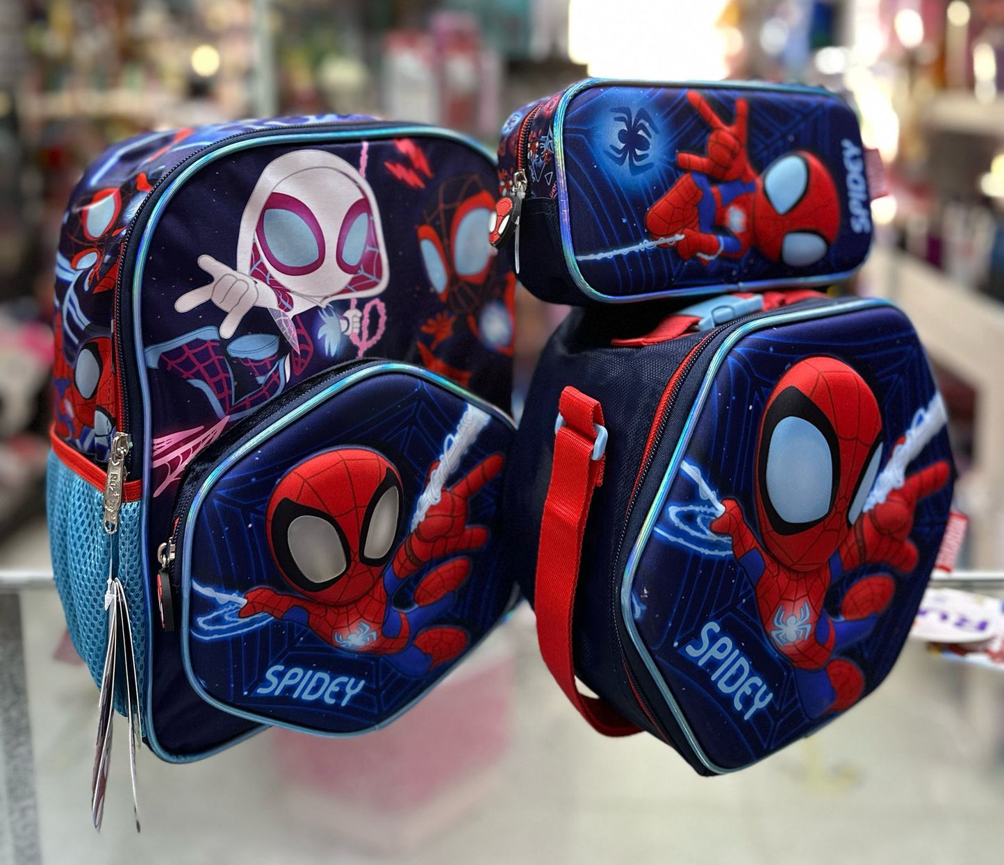 Combo kinder spidey amazing Friends Ruz