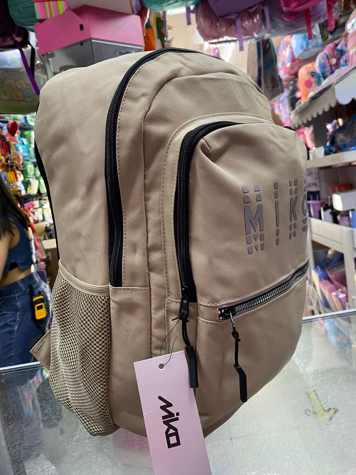 MOCHILA MIKO LETRAS TORNASOL